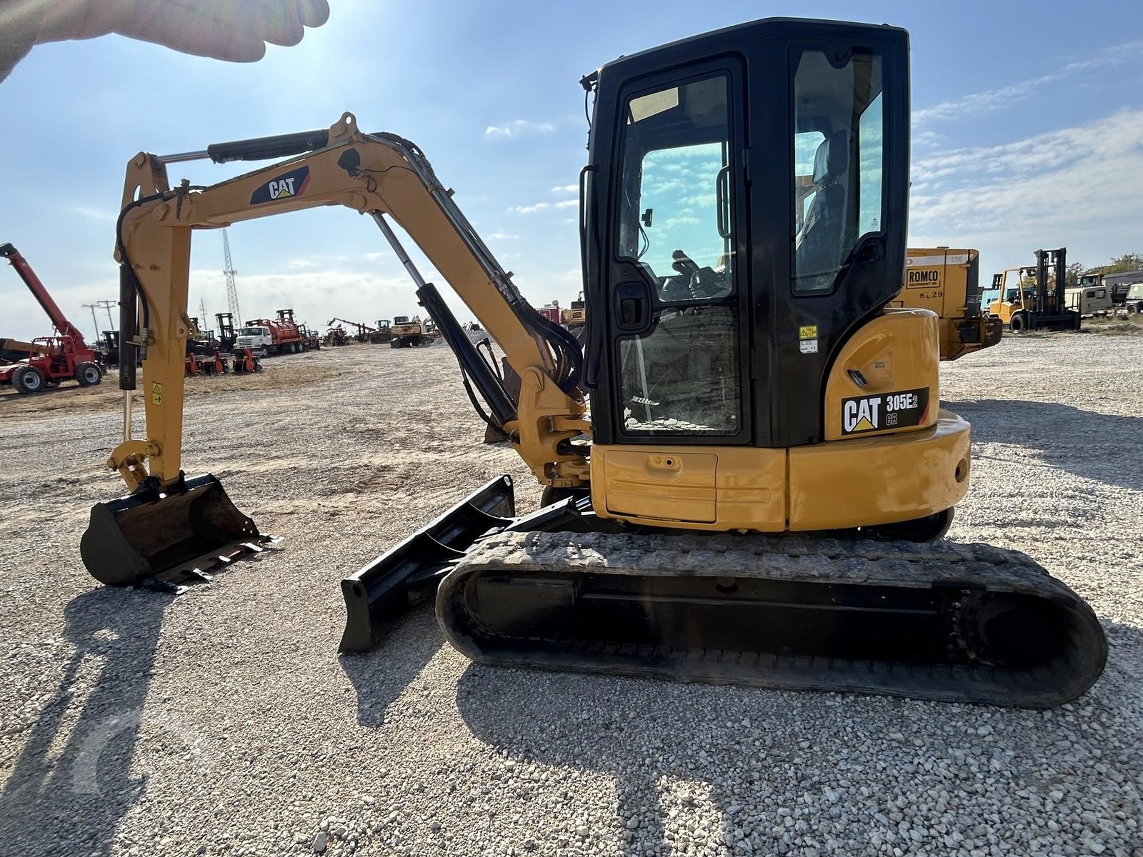 2015 Caterpillar 305E2 CR Mini Excavator