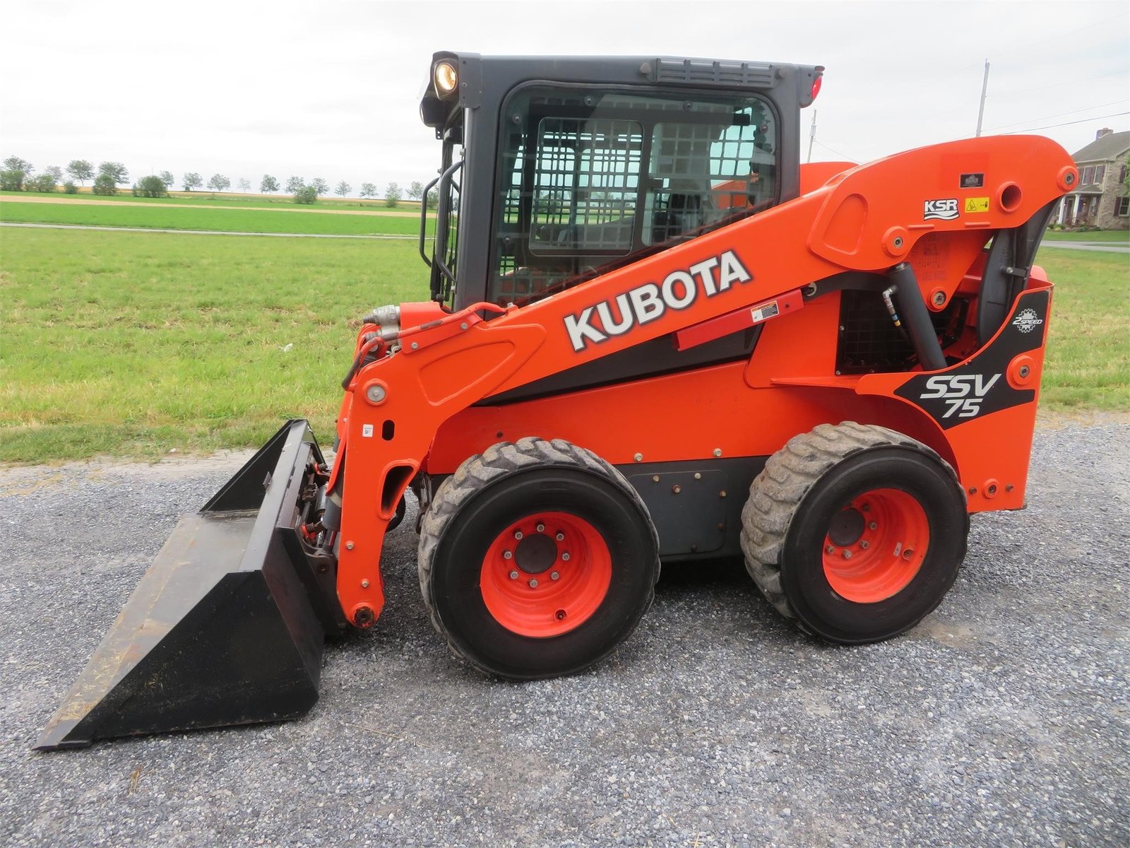 2018 Kubota SSV75 Skid Steer
